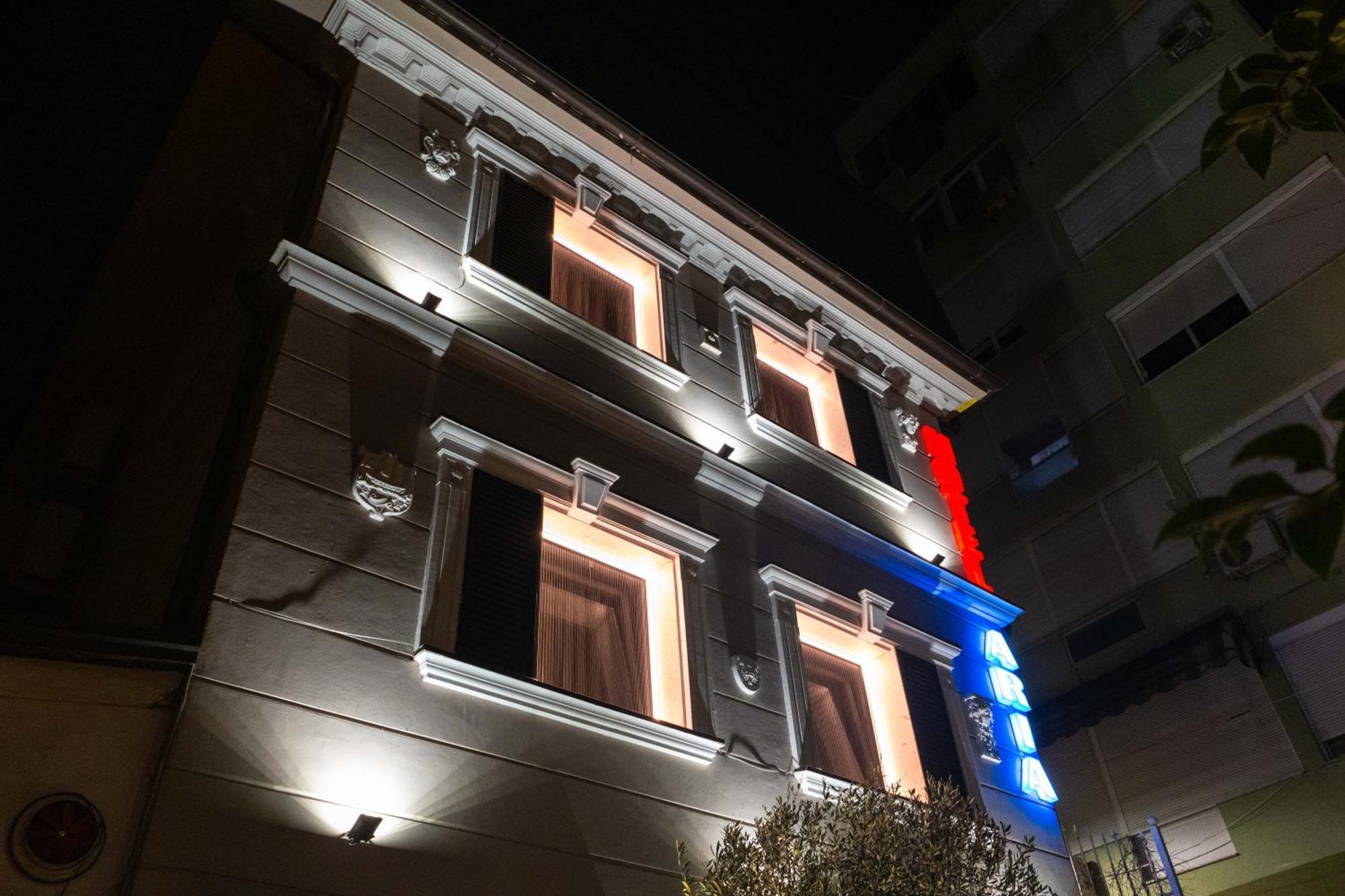 Hotel Aria Tirana Kültér fotó