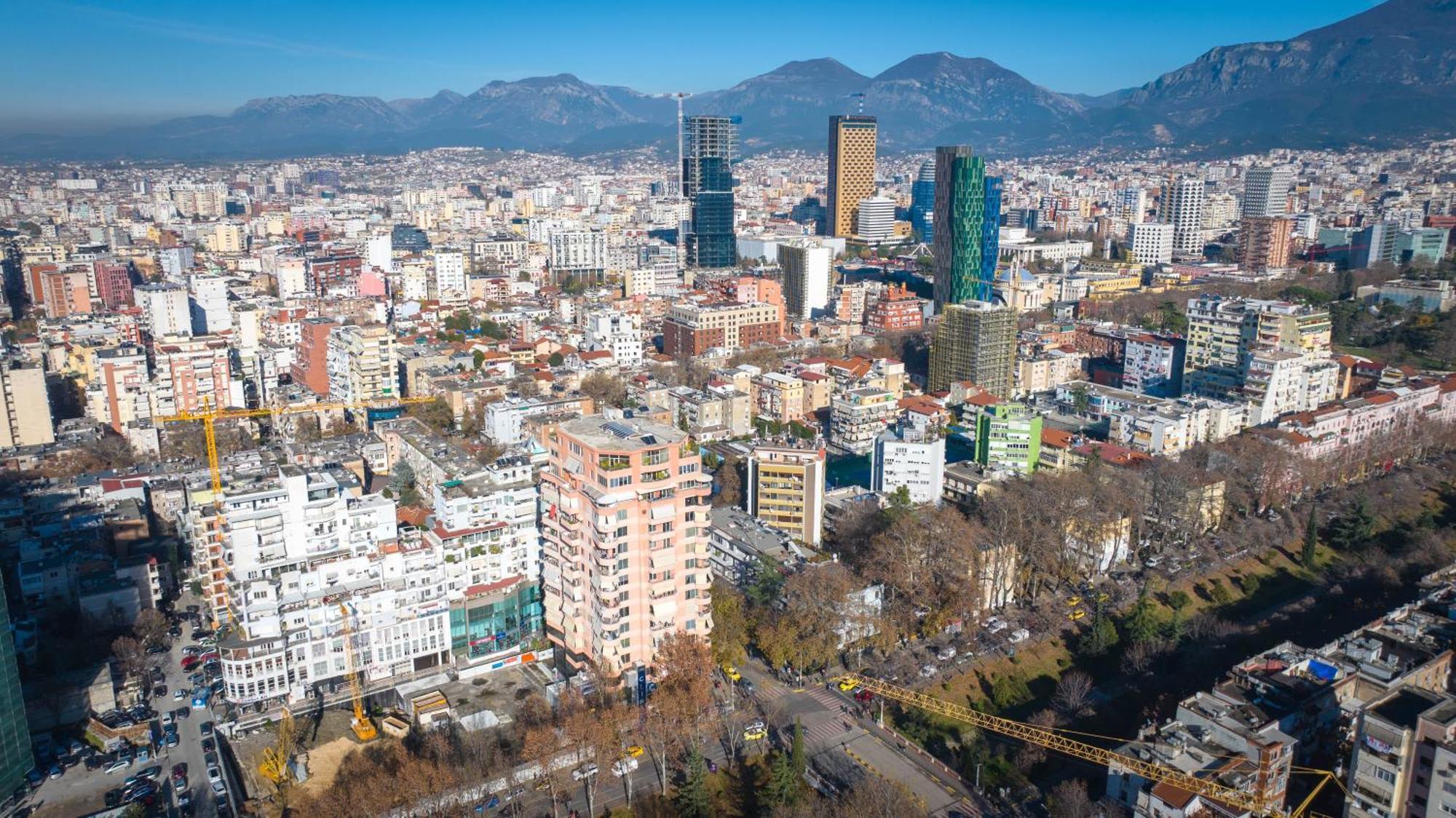 Hotel Aria Tirana Kültér fotó